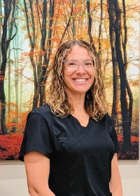 Kat – Dental Hygienist